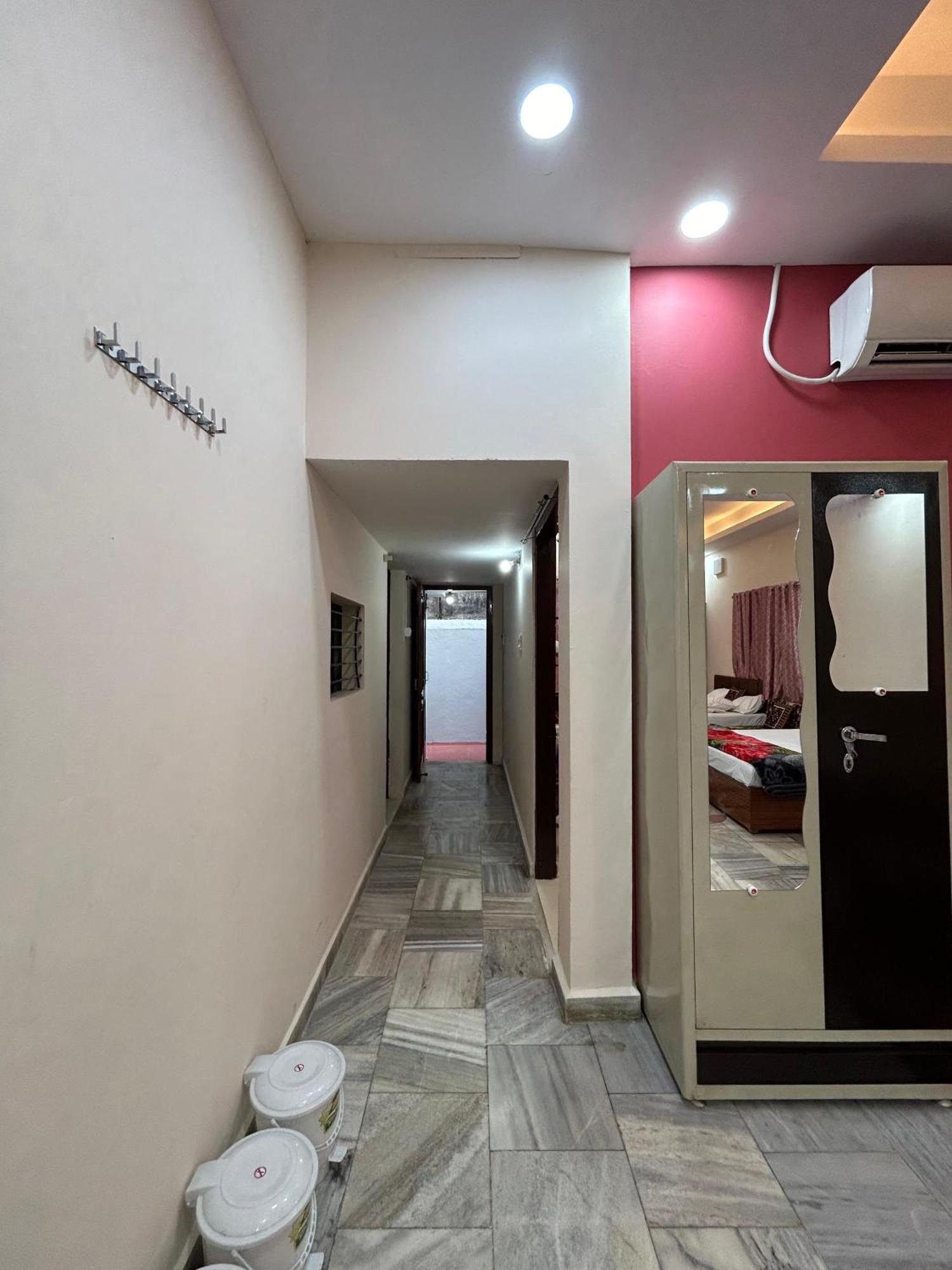 Aashirwad Residency Acomodação com café da manhã Ujjain Exterior foto